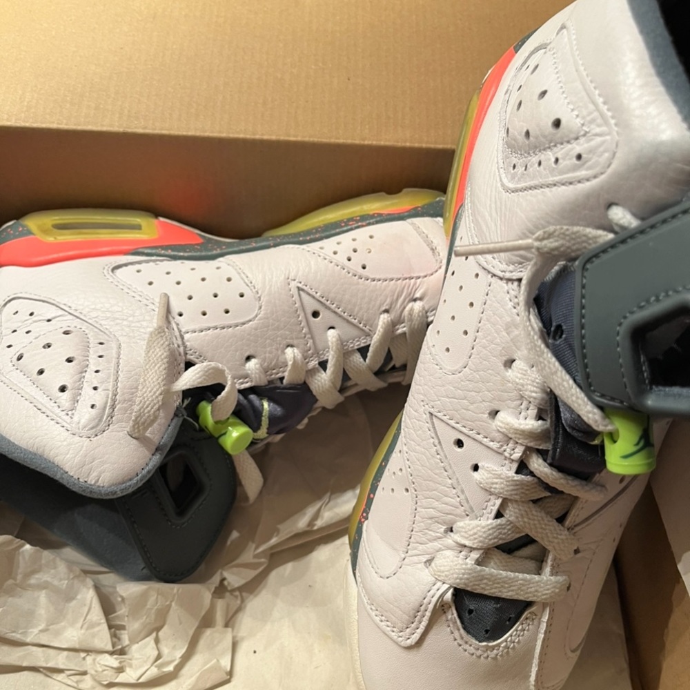 Youth size 7 Jordan’s 6 white   Green White Mango Sneakers